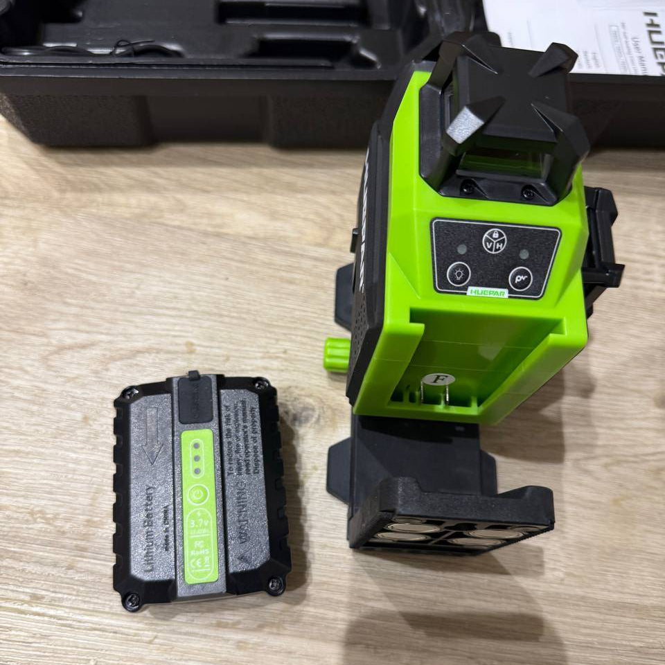professional laser level tool green beam