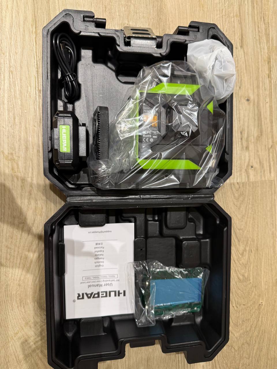 Huepar 703CG 3x360° Green Laser Level – Self-Leveling Professional Tool