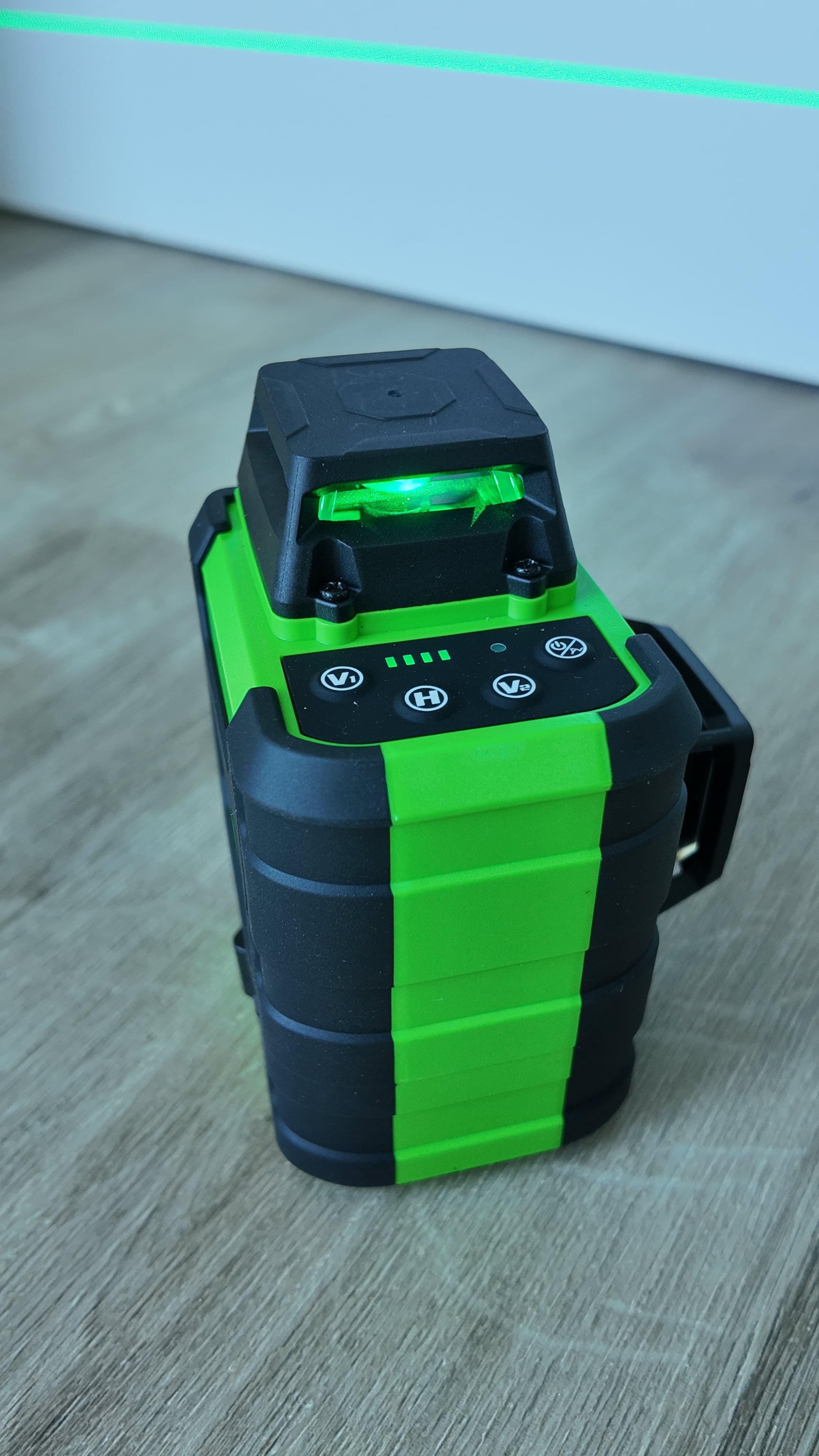 Huepar HM03CG Green Laser Level UK | 3x360 Self-Leveling Tool